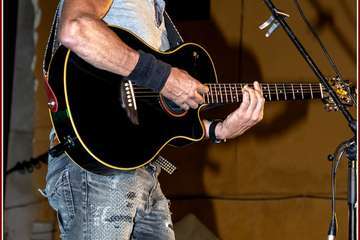 Cuatro cantautores animan la noche del viernes en La Garita/TA e Ildefonso Rodríguez.
